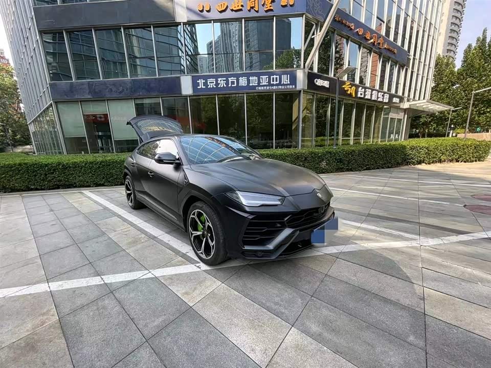 Lamborghini Urus