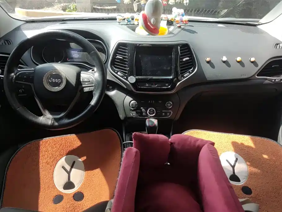 Jeep Free light