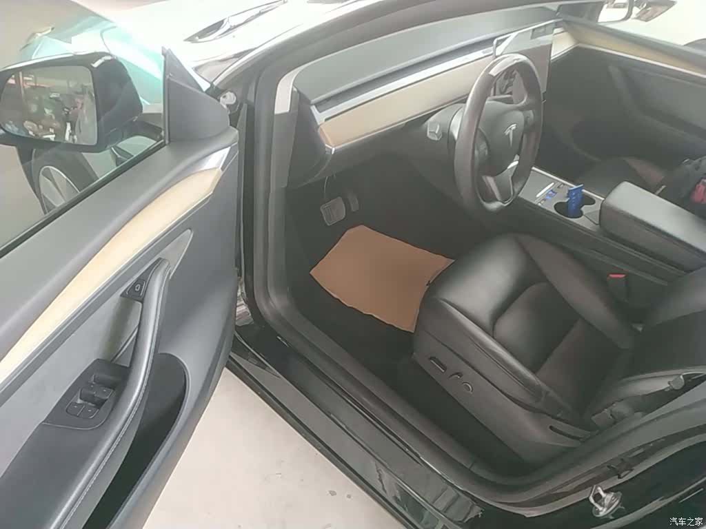 Tesla Model Y, 2021 16