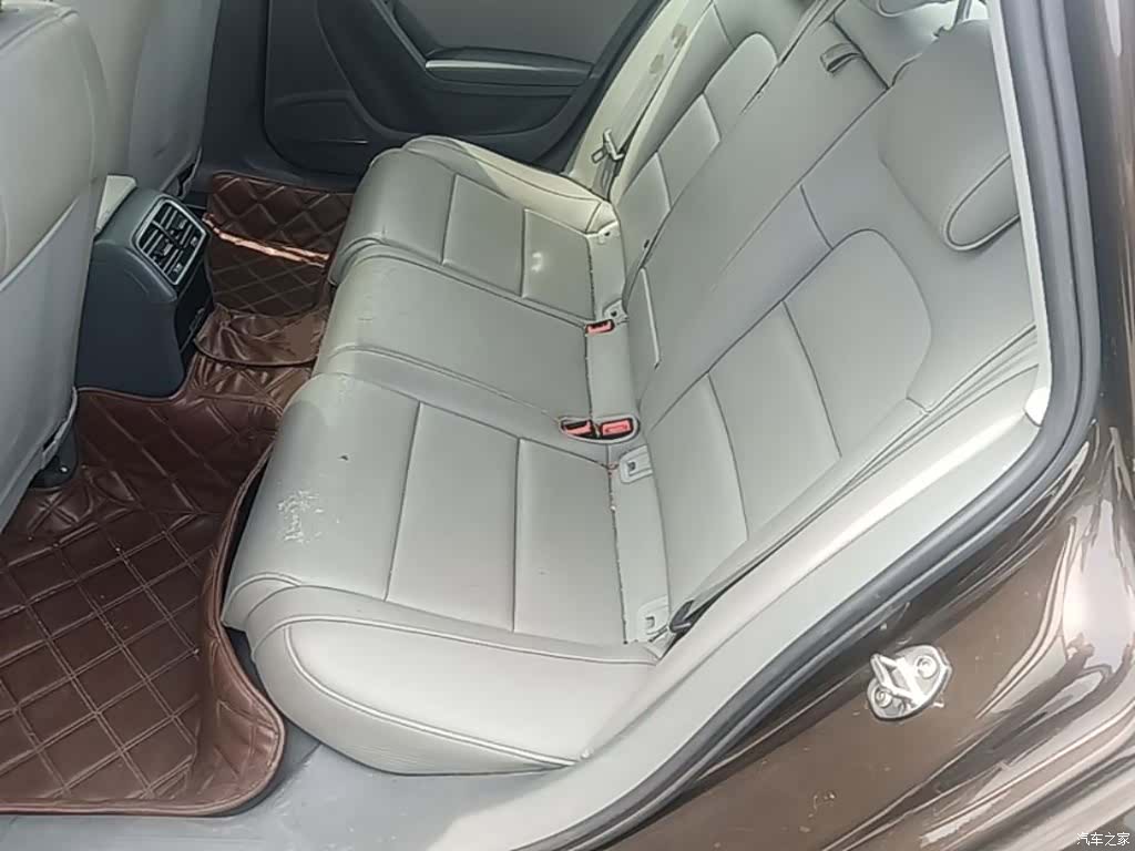 Audi A4L, 2016 17