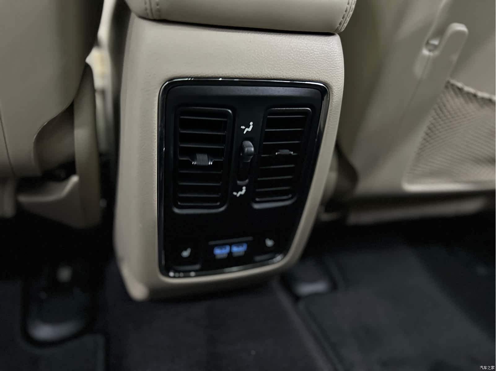 Jeep Grand Cherokee, 2018 16
