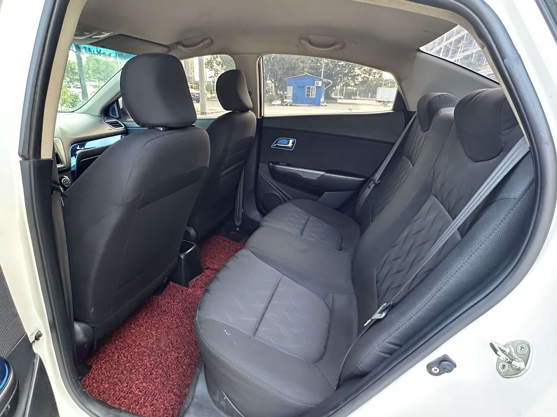 Kia K2, 2015 6