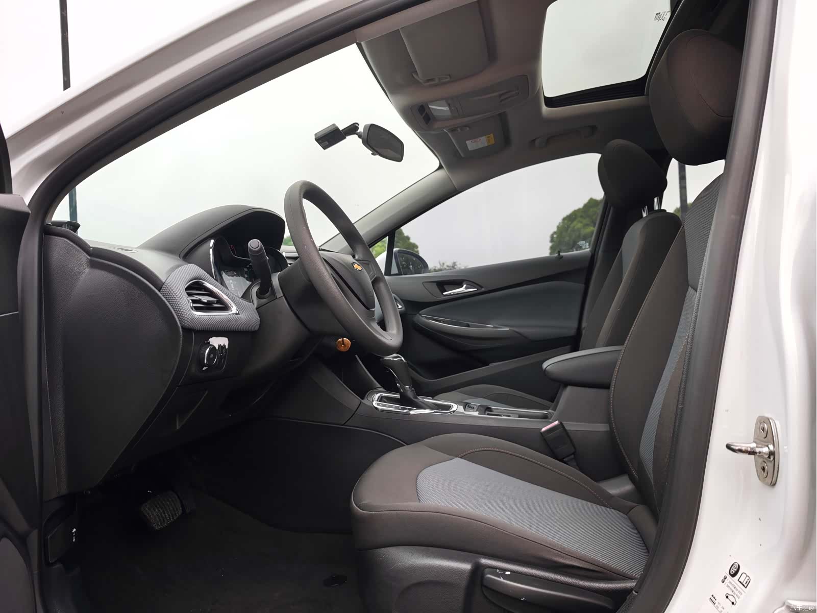 Chevrolet 320, 2018 11