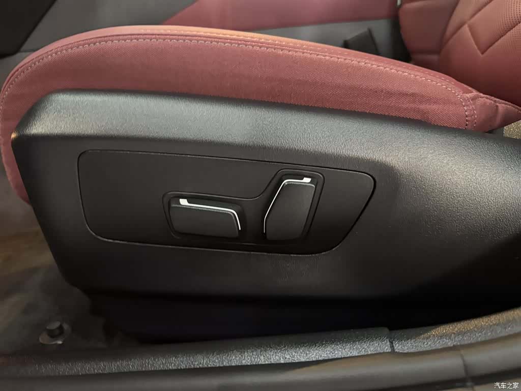 BMW 5 Series, 2024 27