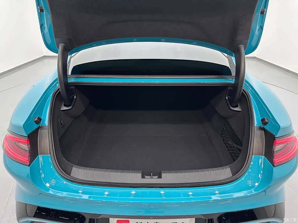 Xiaomi SU7, 2024 28