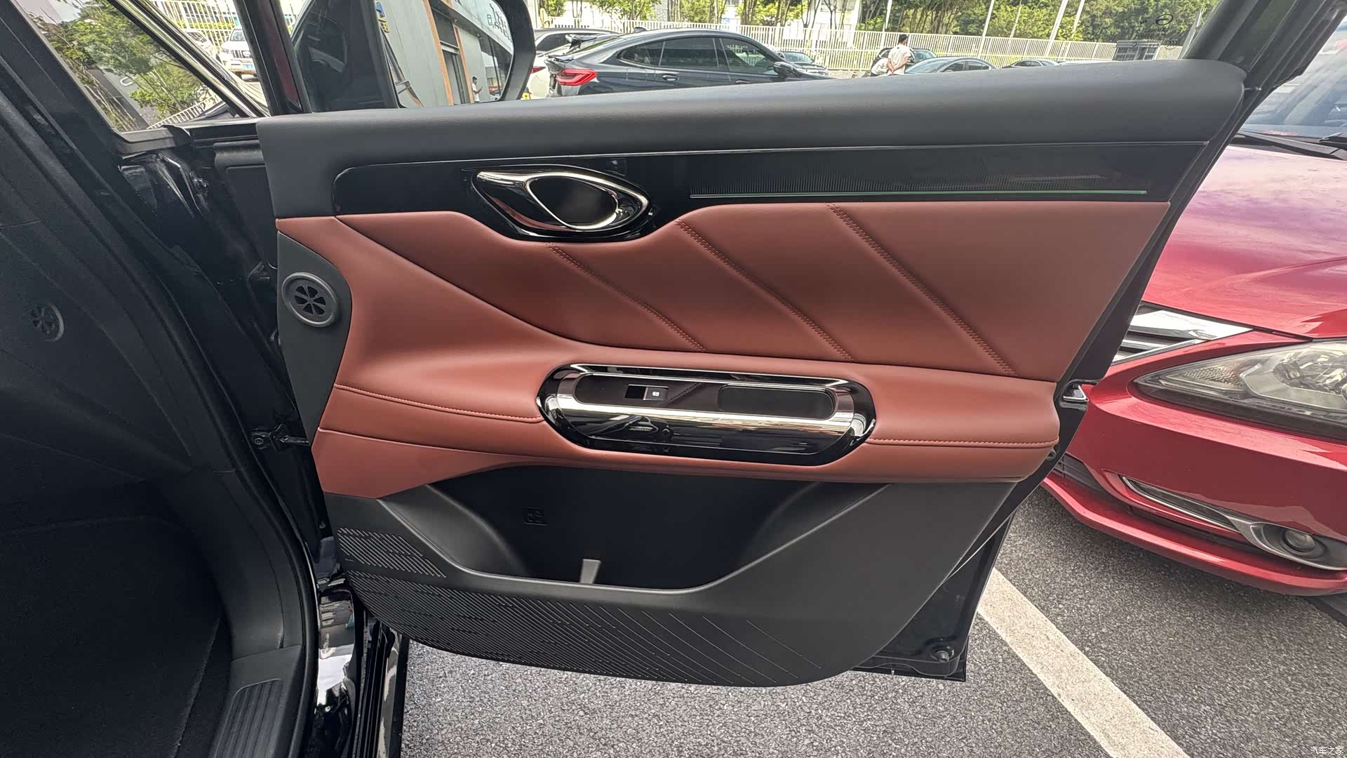 Trumpchi E8, 2024 14