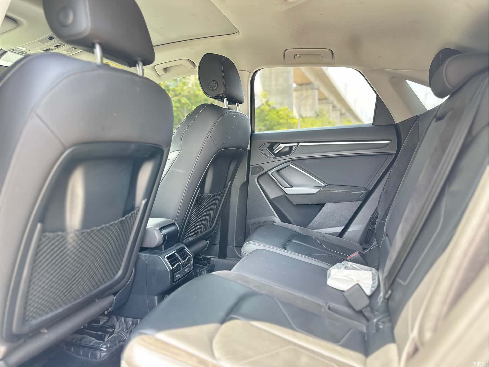 Audi Q3, 2021 9