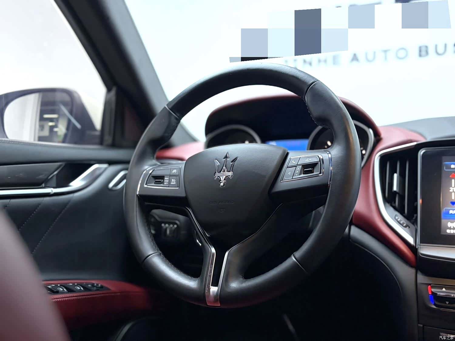 Maserati Ghibli, 2019 9