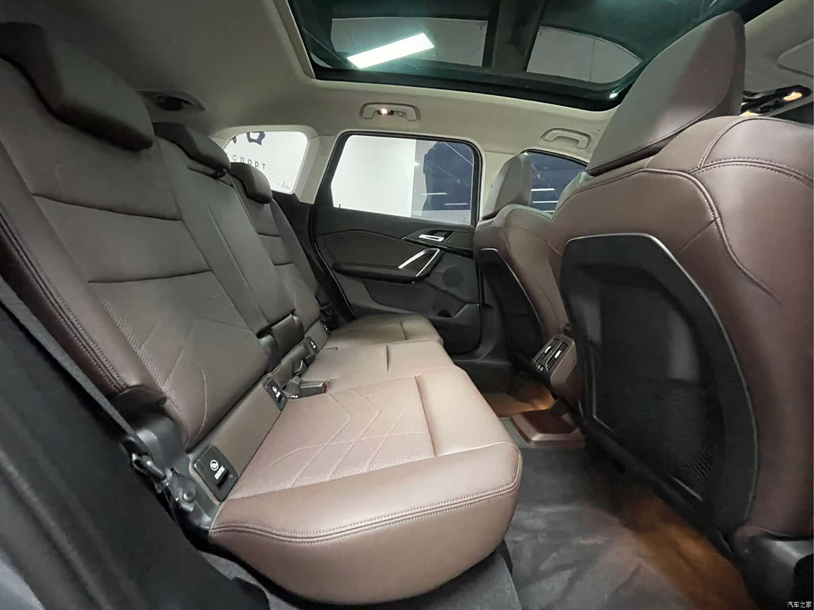 BMW X1, 2023 11