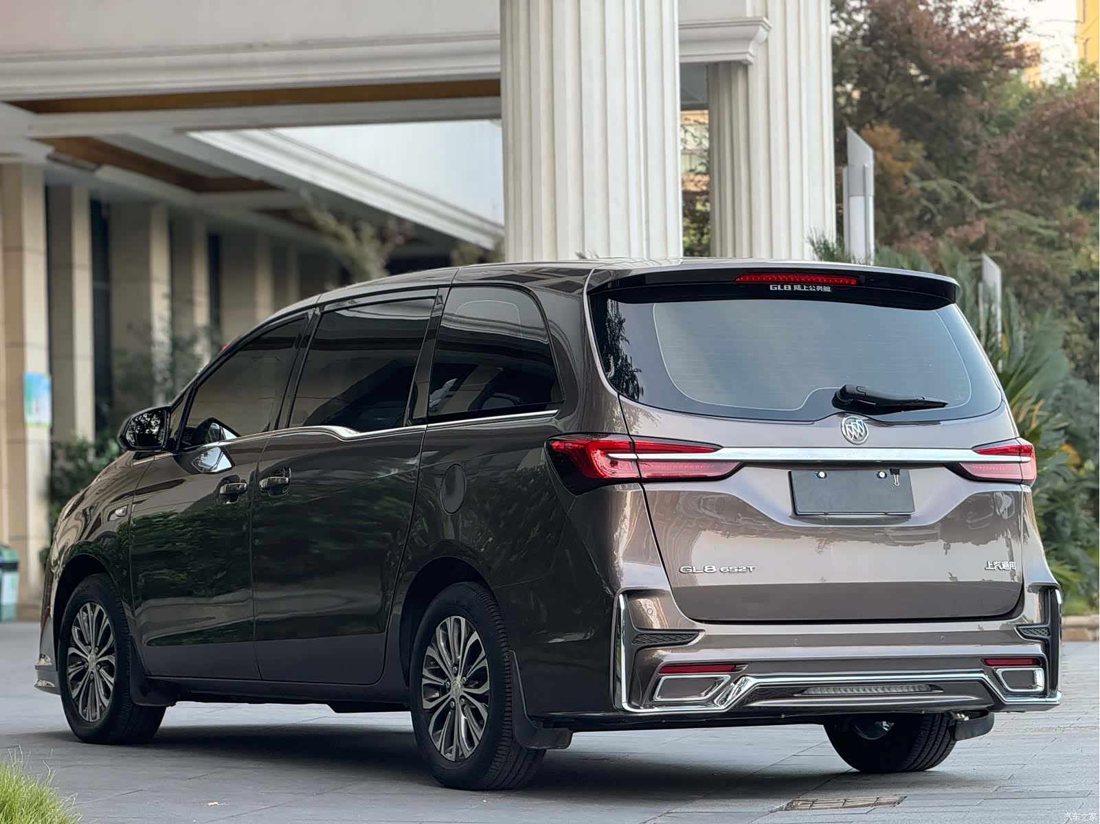 Buick GL8, 2020 11