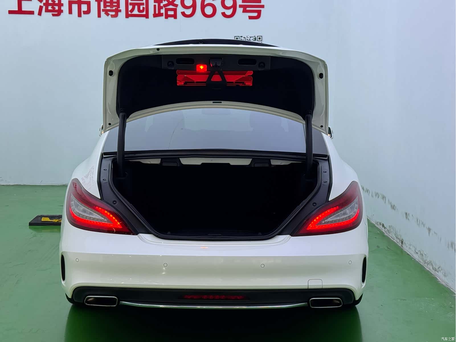Mercedes-Benz CLS, 2017 35