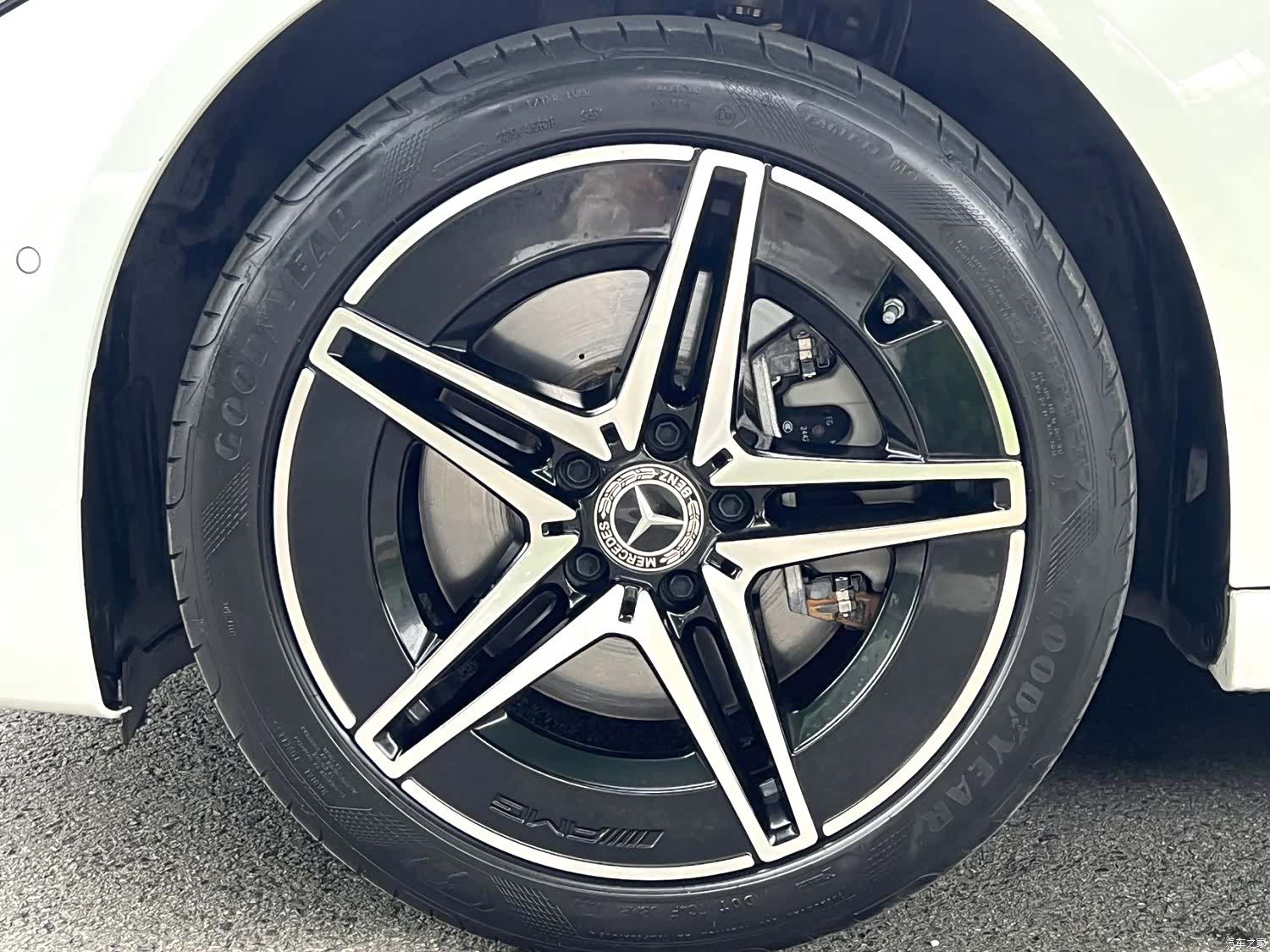 Mercedes-Benz C-Class, 2023 12