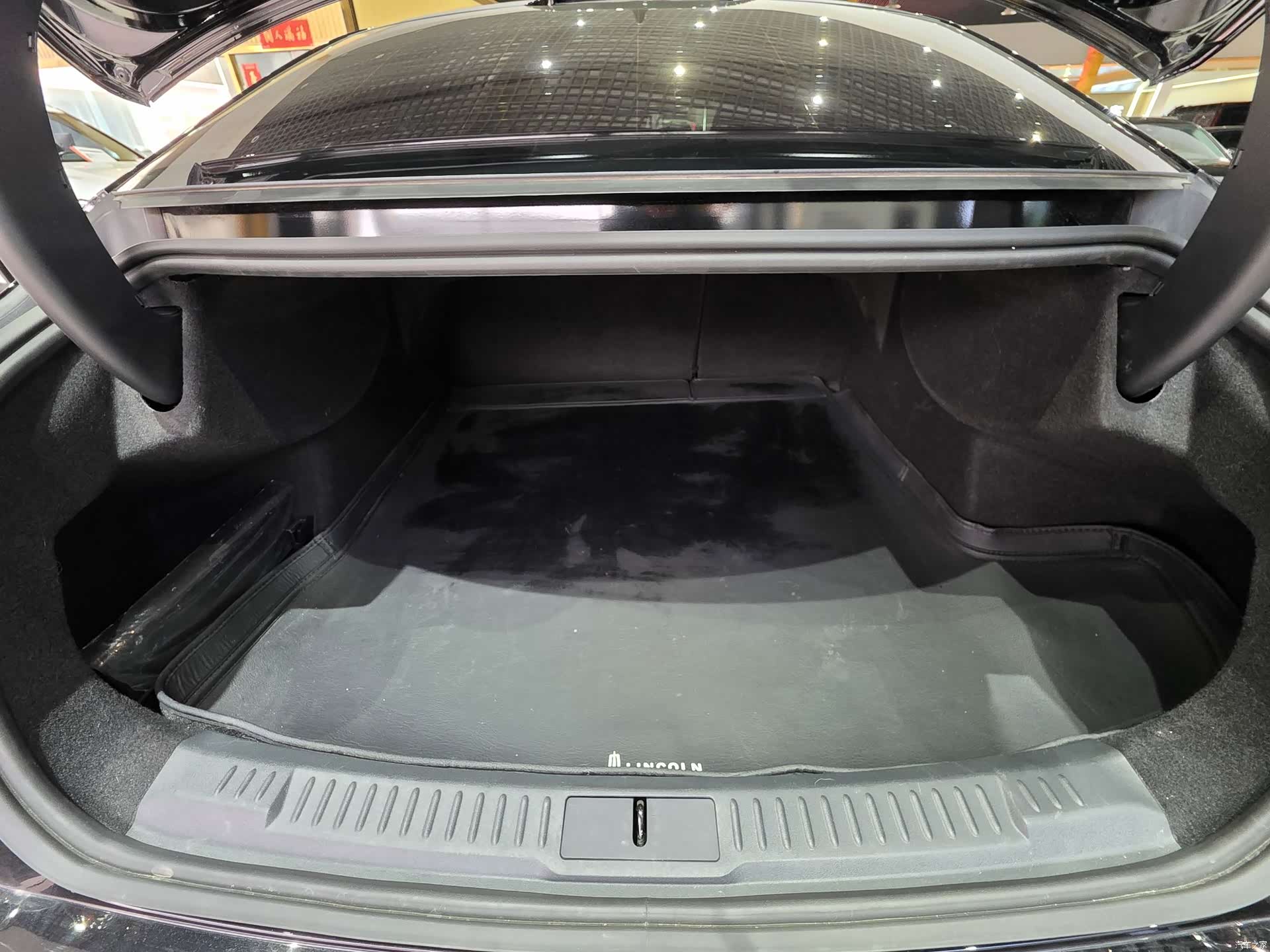 Lincoln Z, 2025 16
