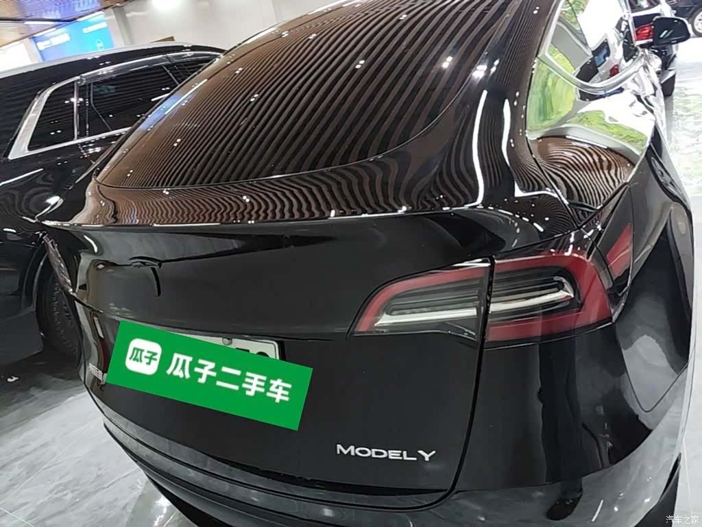 Tesla Model Y, 2022 6