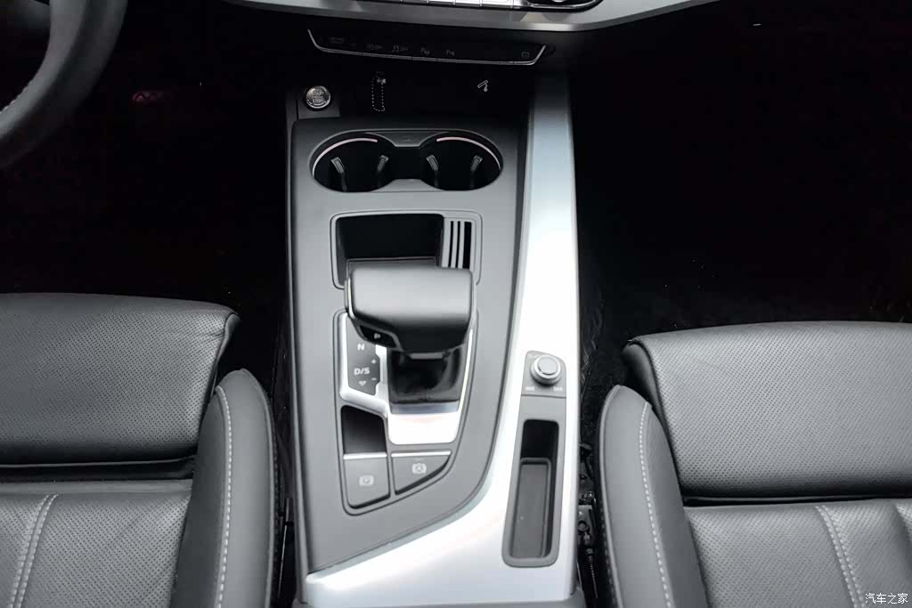 Audi A4L, 2021 16