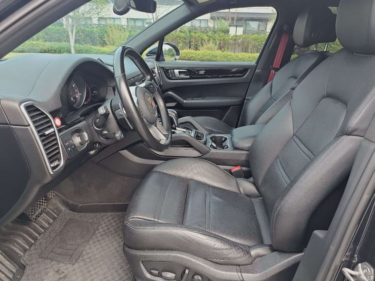 Porsche Cayenne, 2022 9