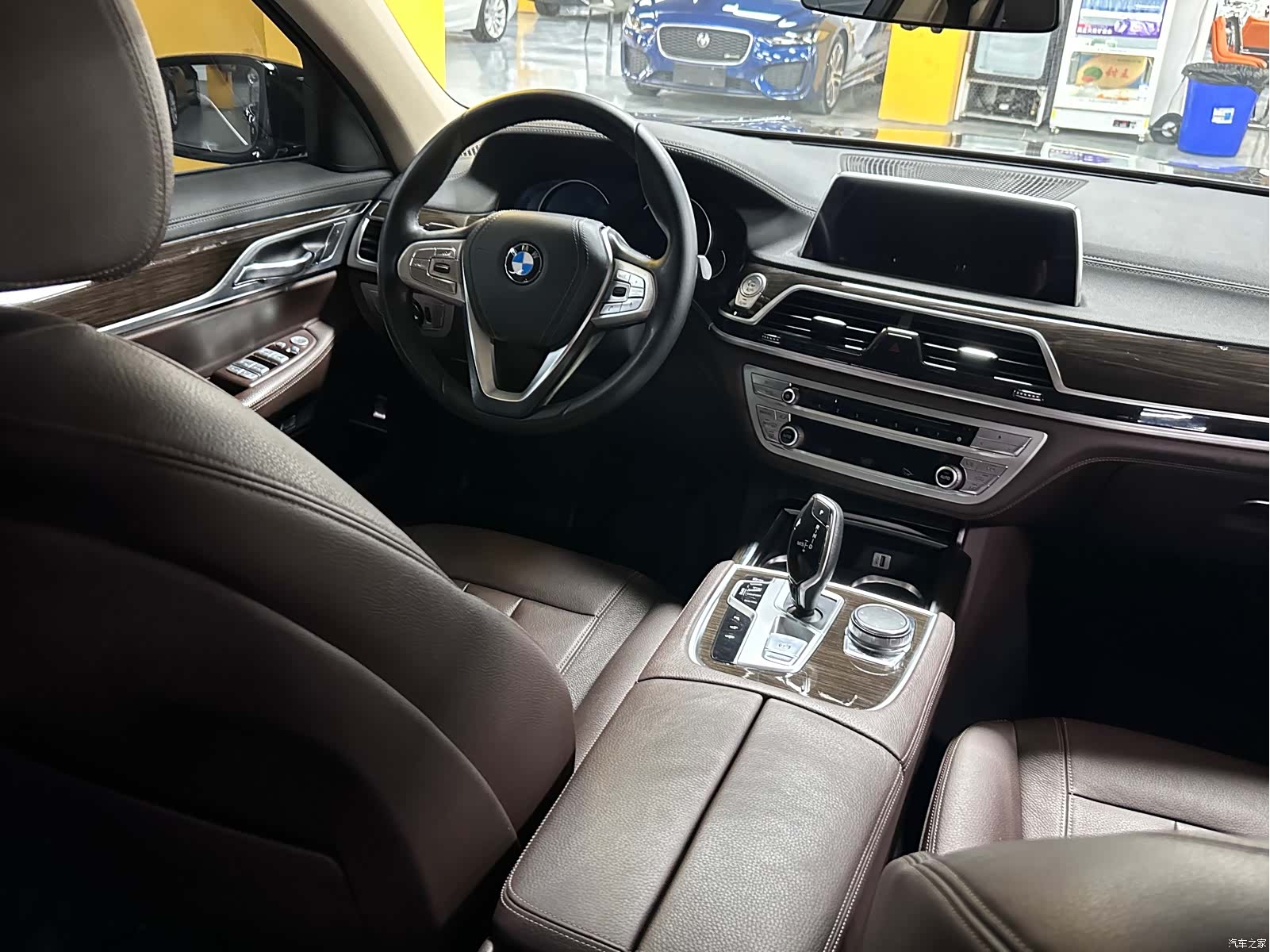 BMW 7 Series, 2017 11
