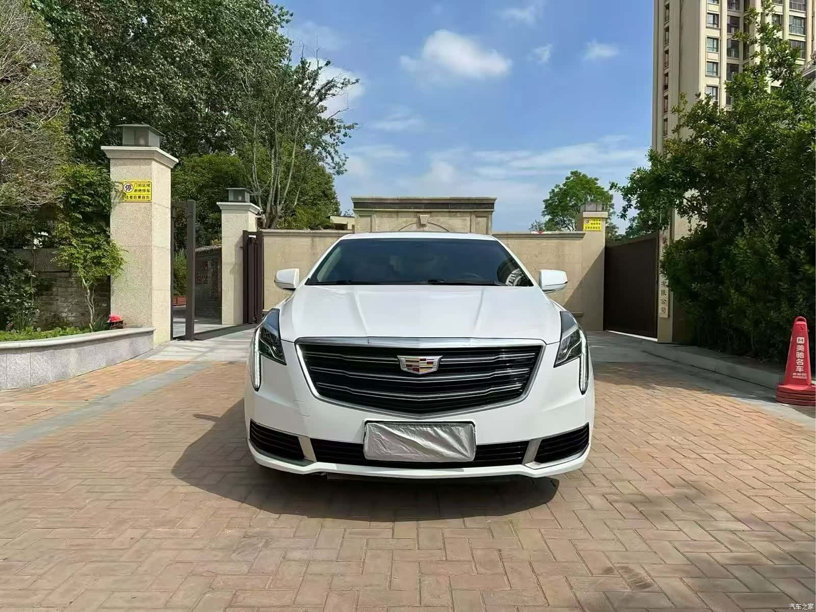 Cadillac XTS, 2018 2