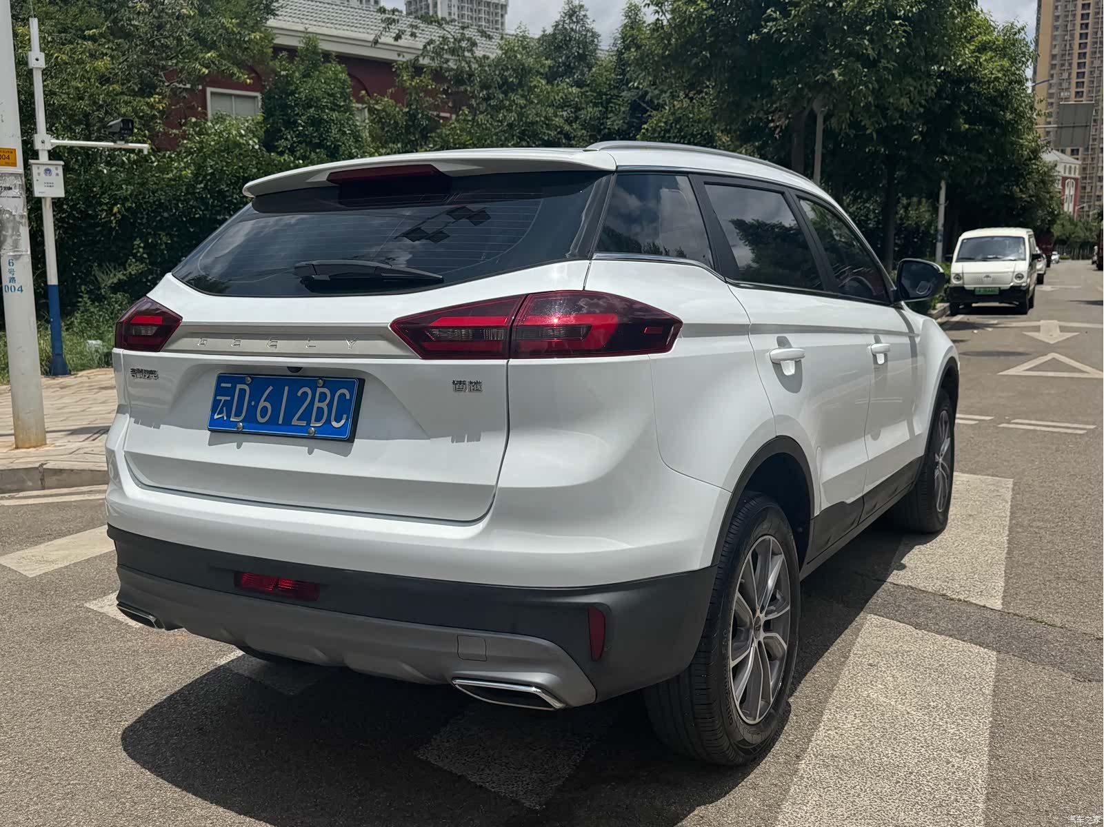 Geely Boyue, 2022 8