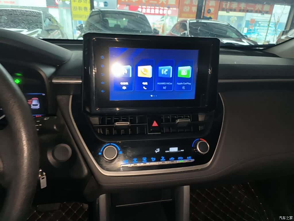 Toyota Frontlander, 2022 13