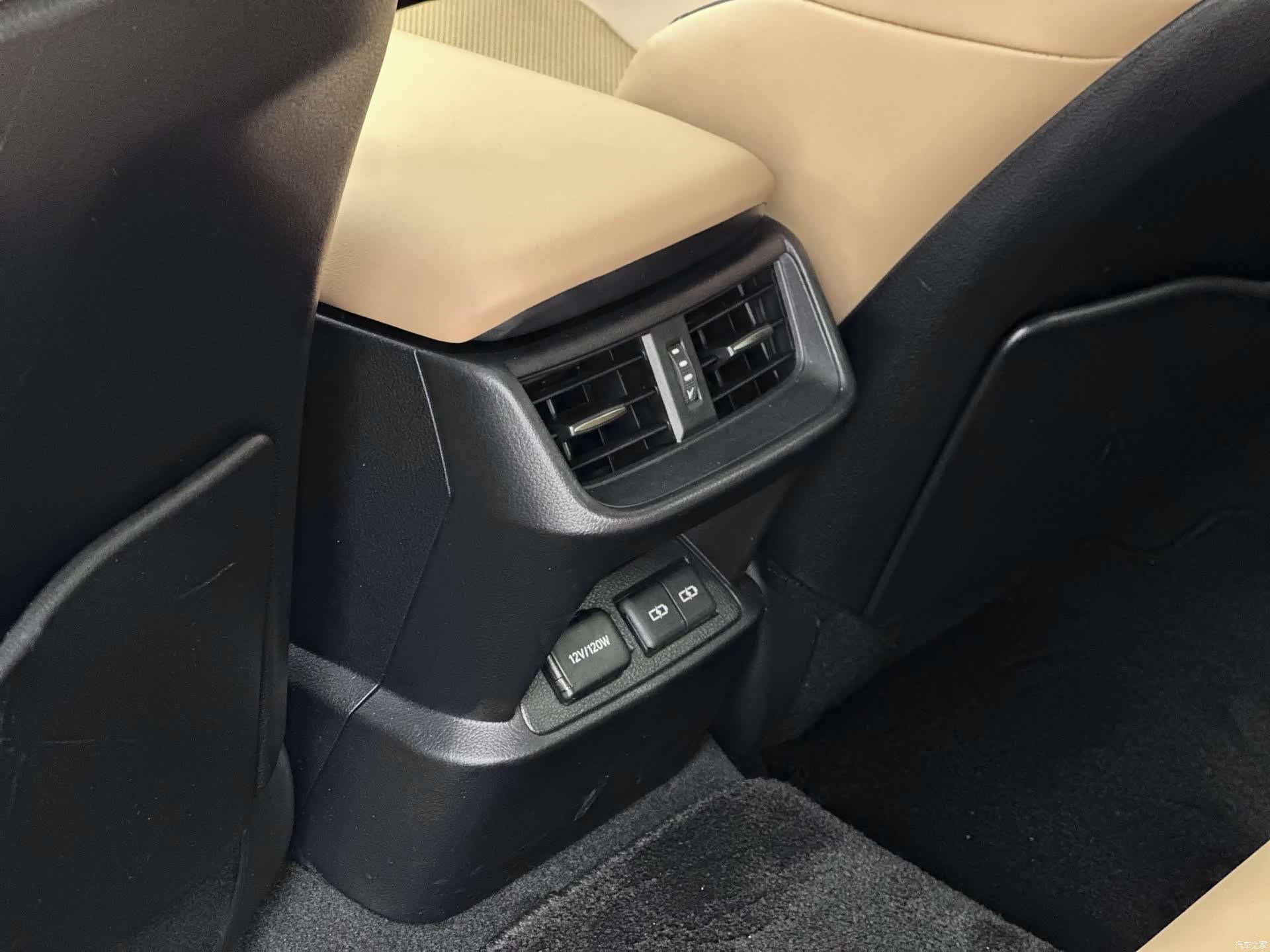 Lexus ES, 2022 10