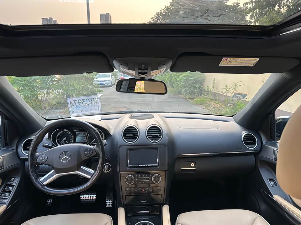 Mercedes-Benz M class