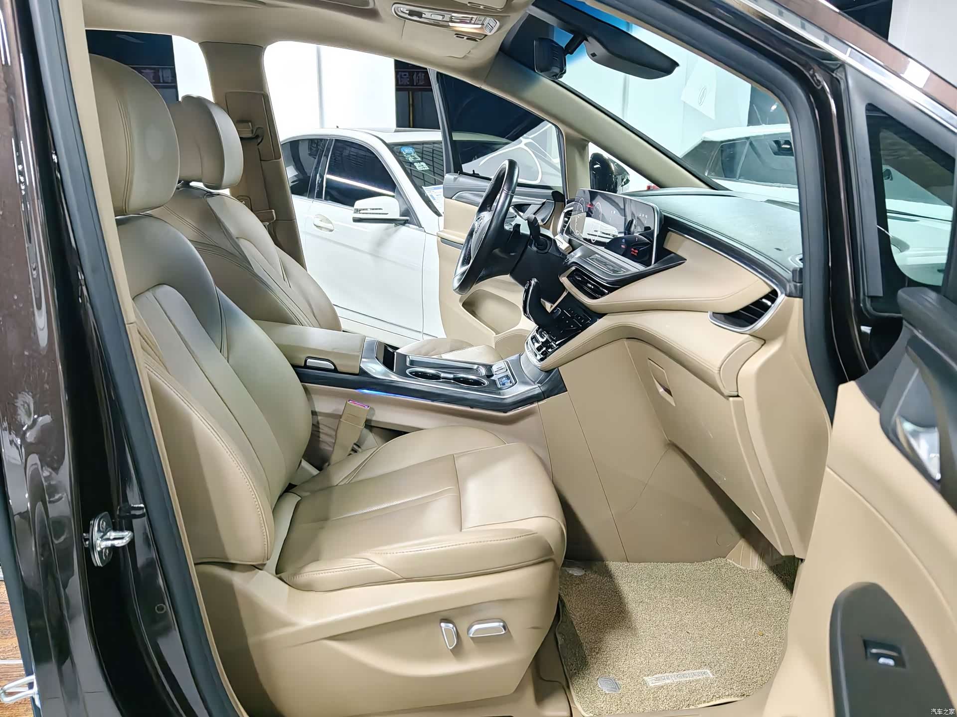 Buick GL8, 2021 8