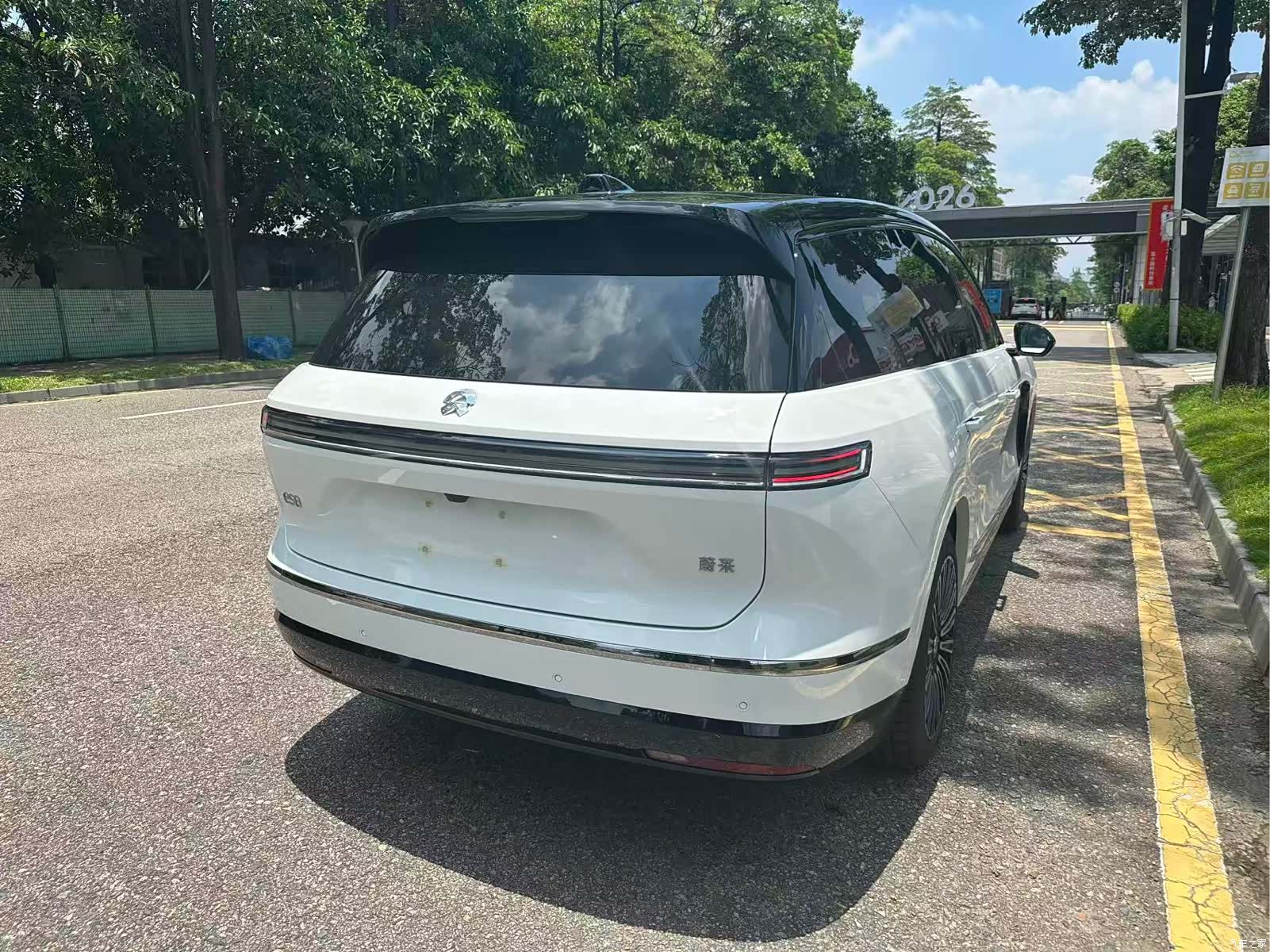NIO ES8, 2026 9