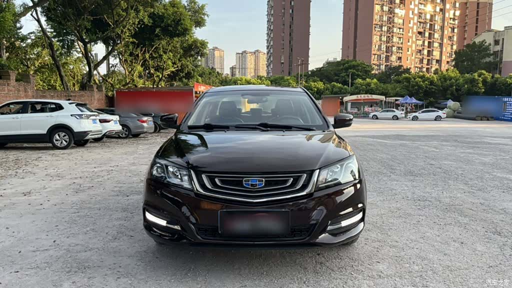 Geely Emgrand, 2017 3
