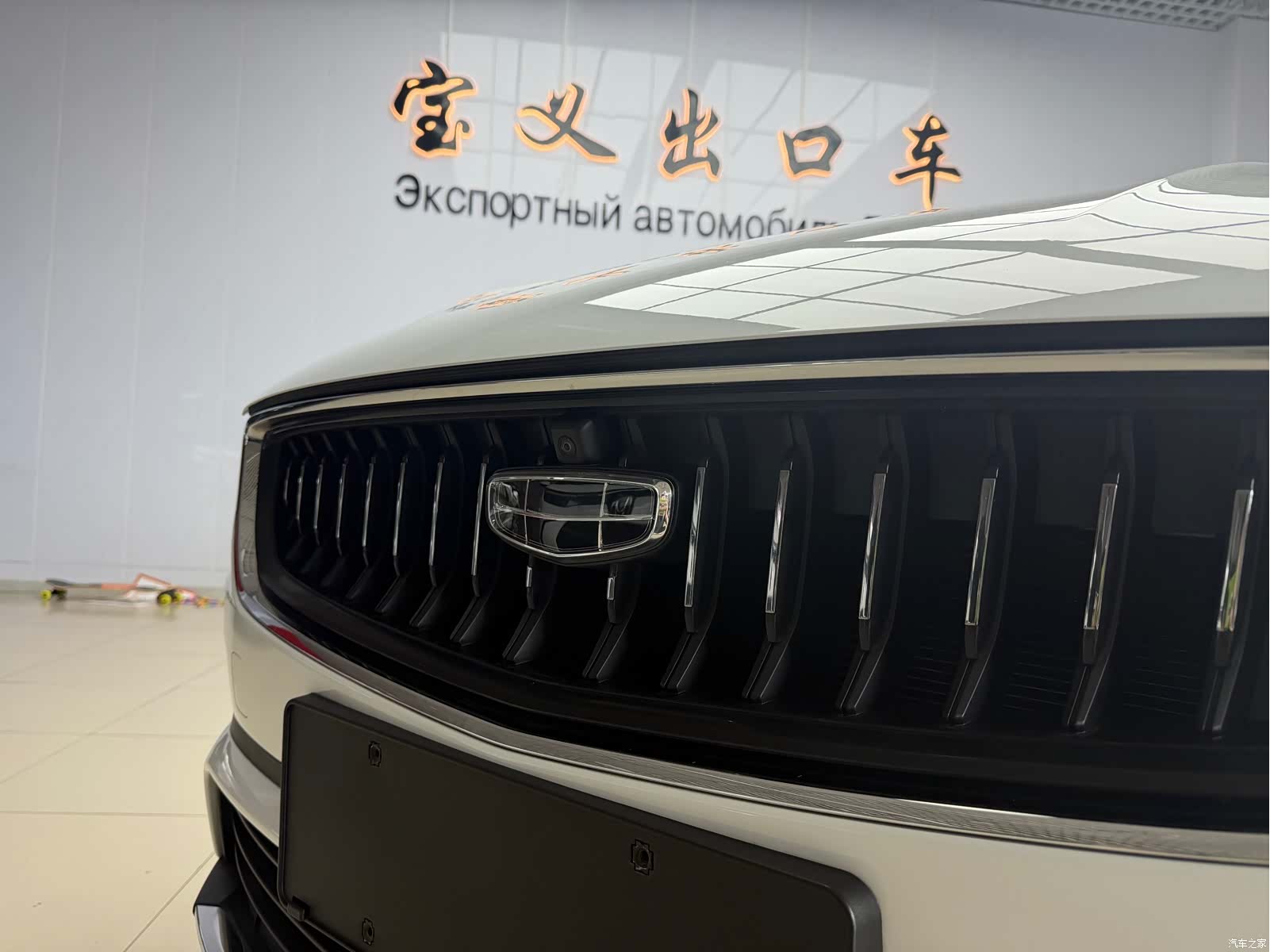 Geely Emgrand, 2022 все фото