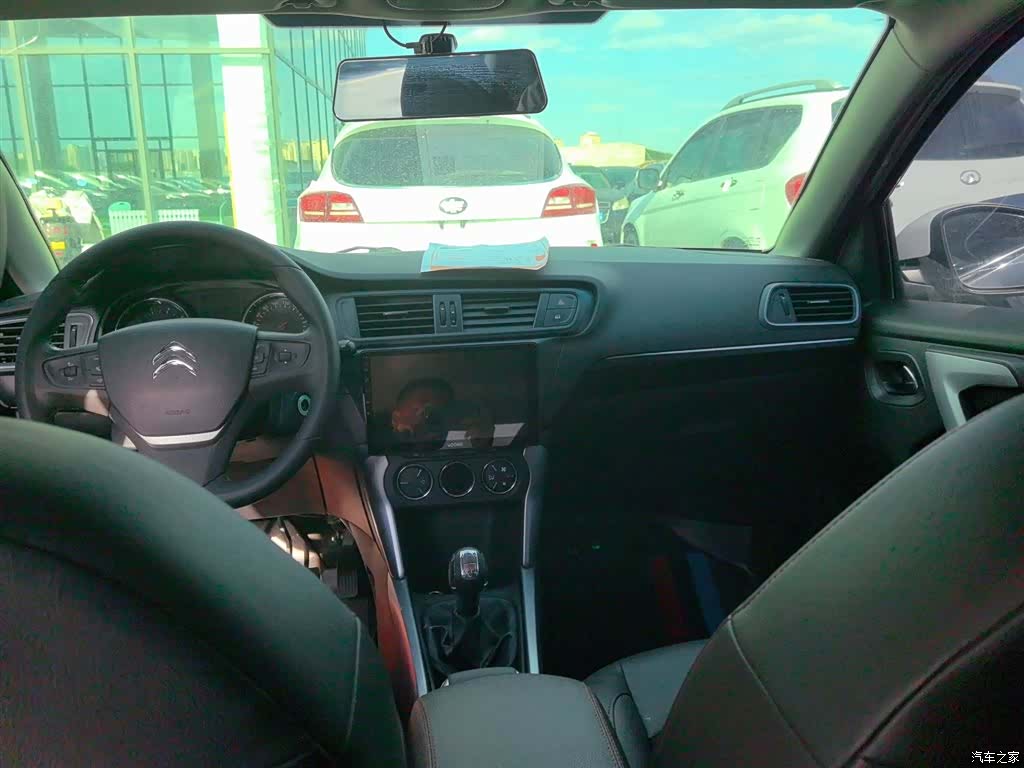Citroen C3-XR, 2015 9