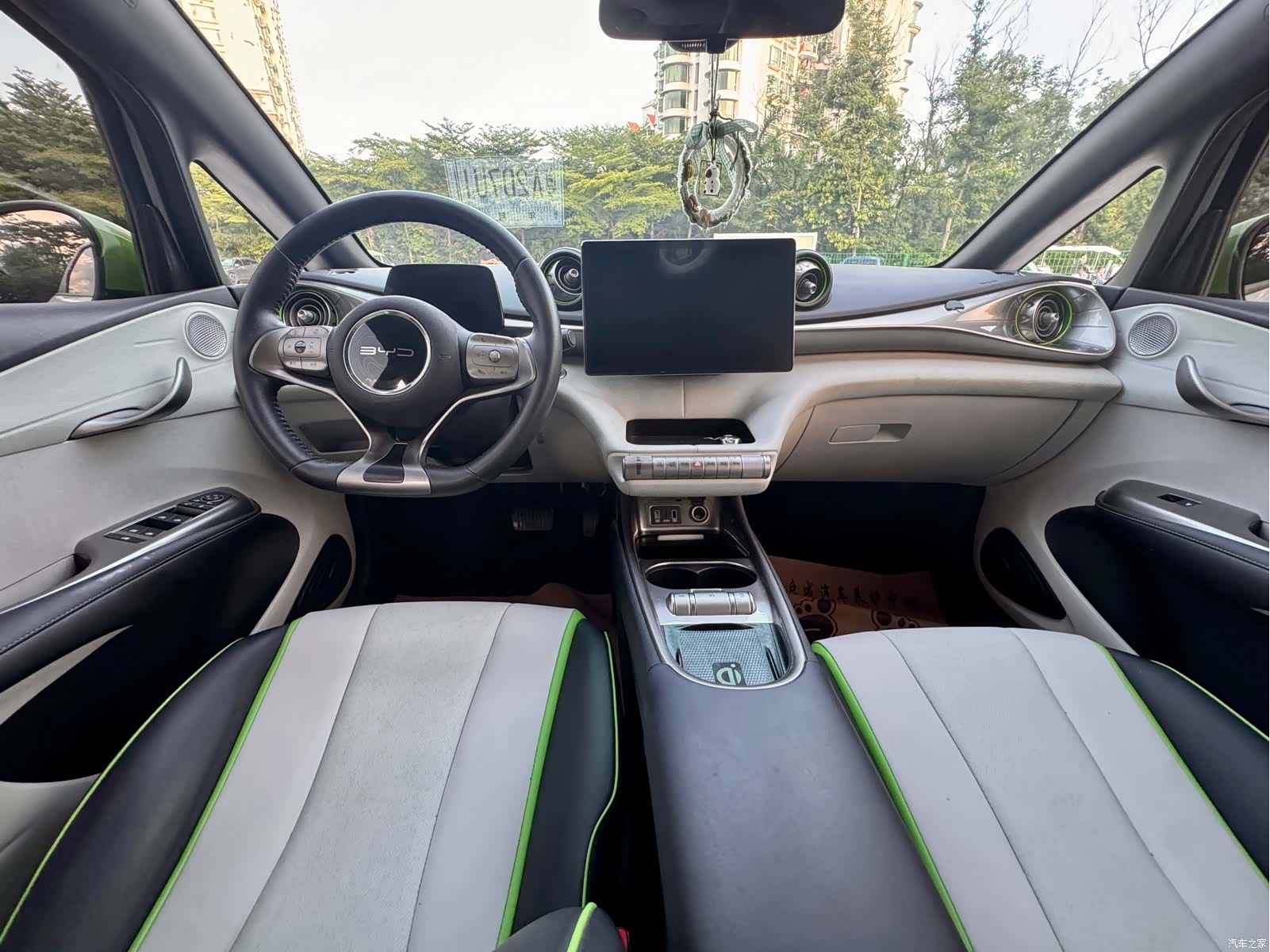 BYD Dolphin, 2022 9