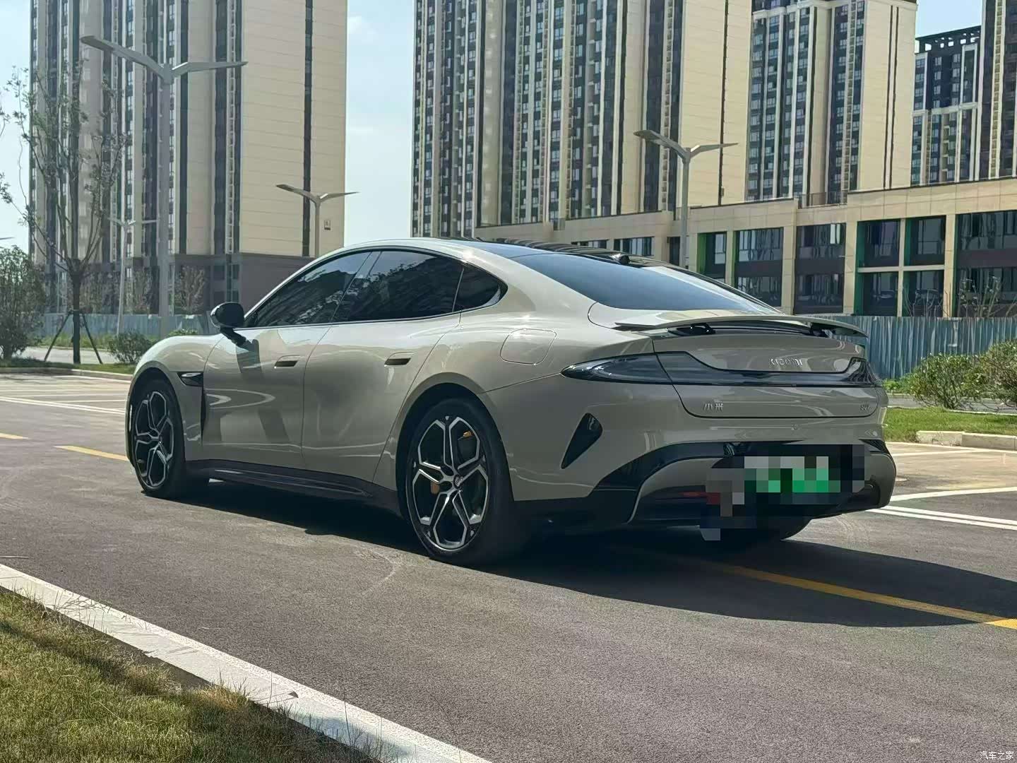 Xiaomi SU7, 2025 9