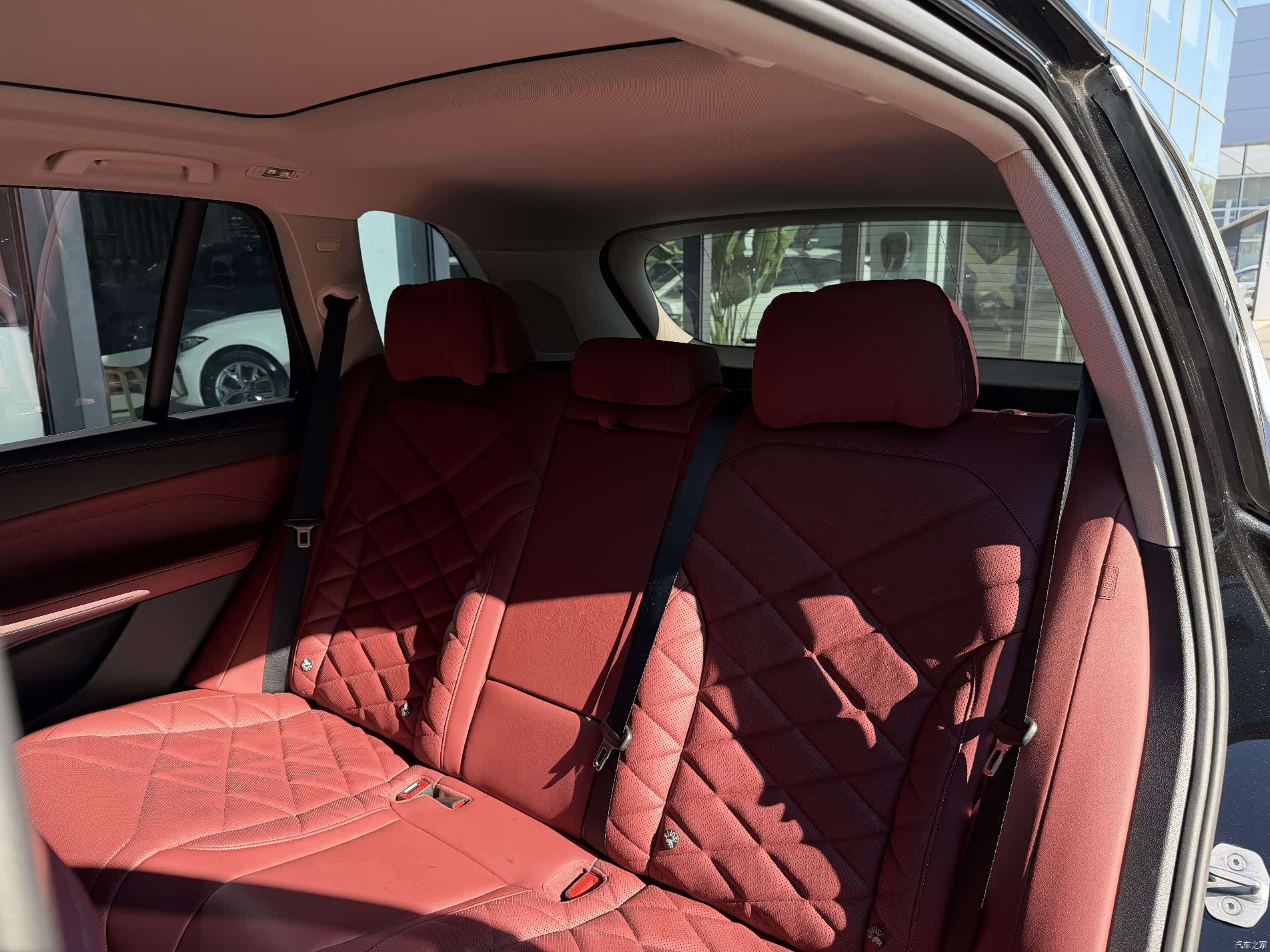 BMW X5, 2025 6
