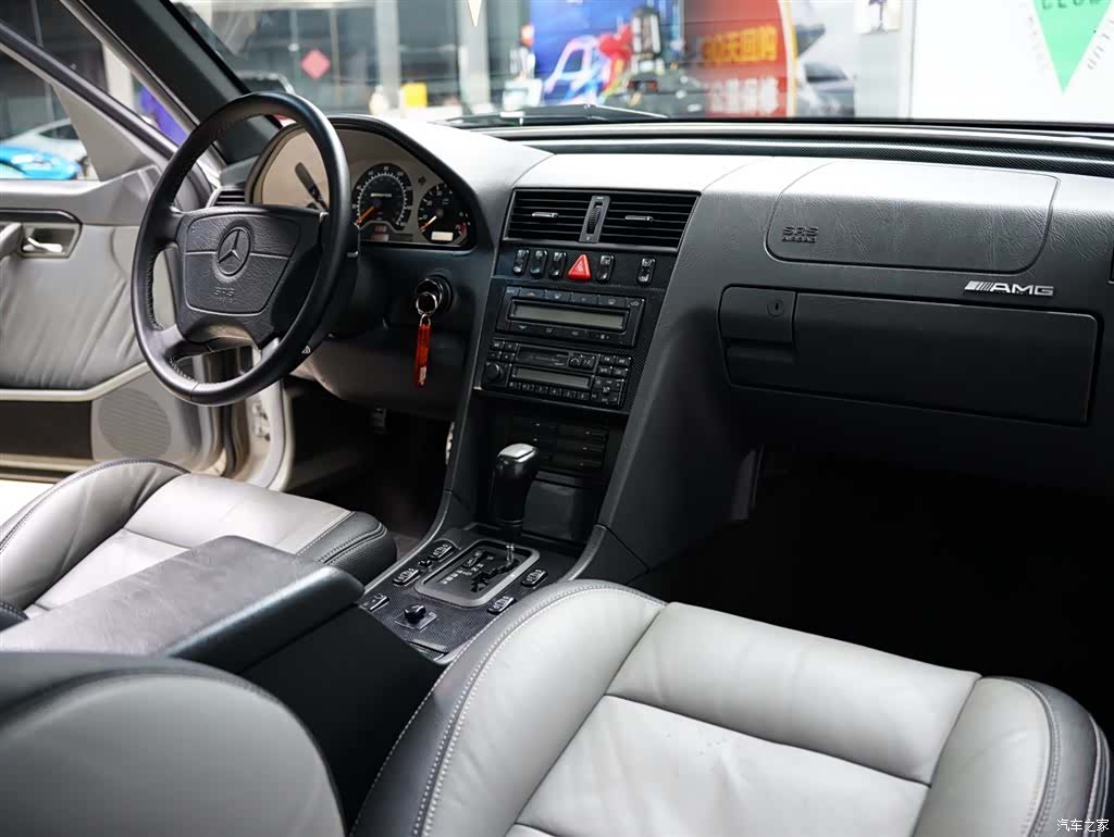 Mercedes-Benz C-Class, 2003 39
