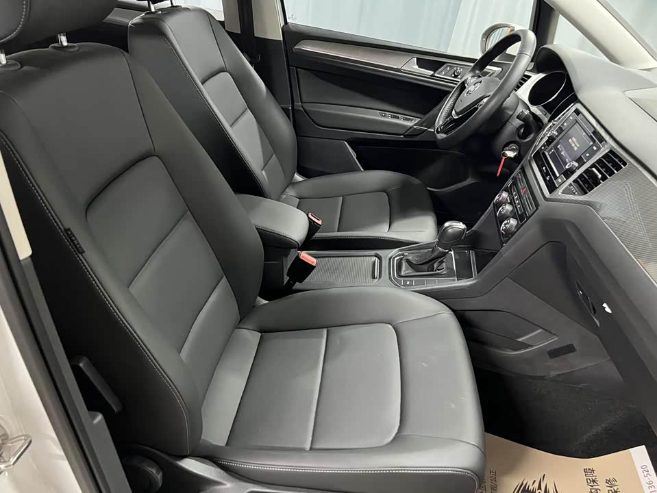 Volkswagen Golf*Jiayu Volkswagen Golf*Jiayu