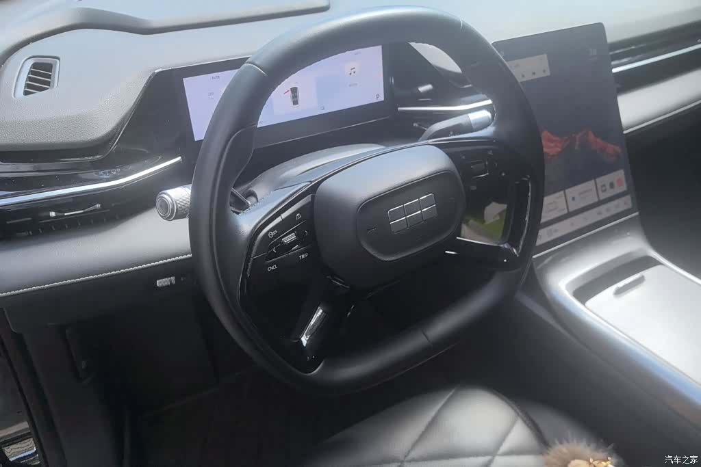 Geely Galaxy L6, 2024 15