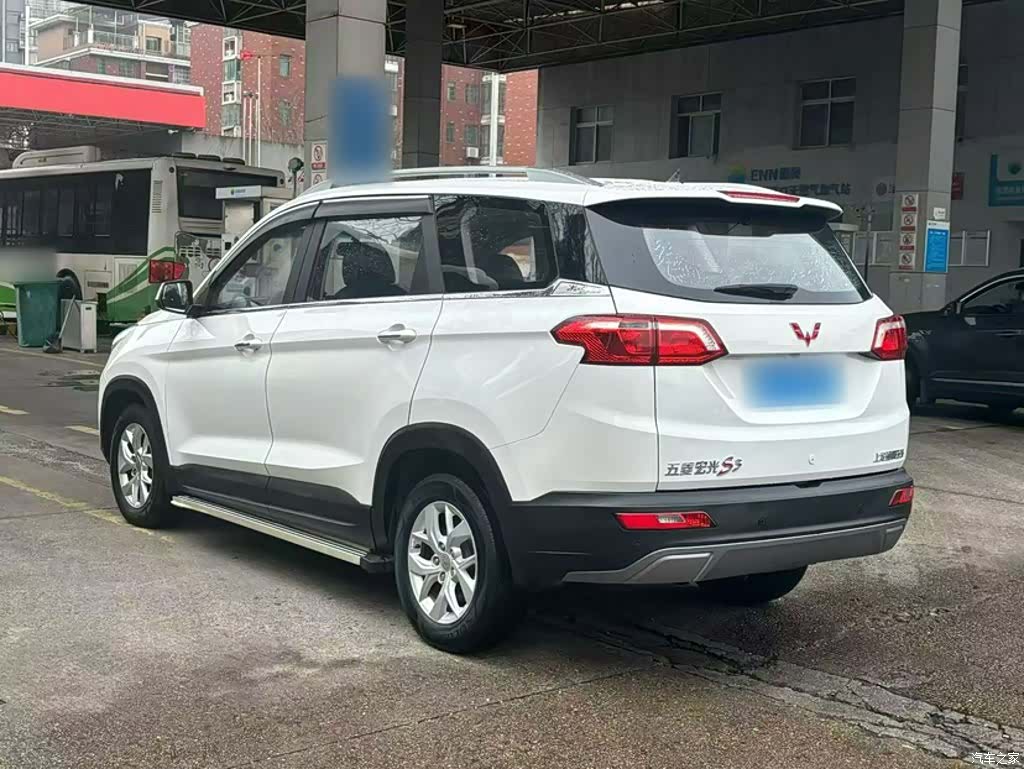 Wuling Hongguang, 2018 8