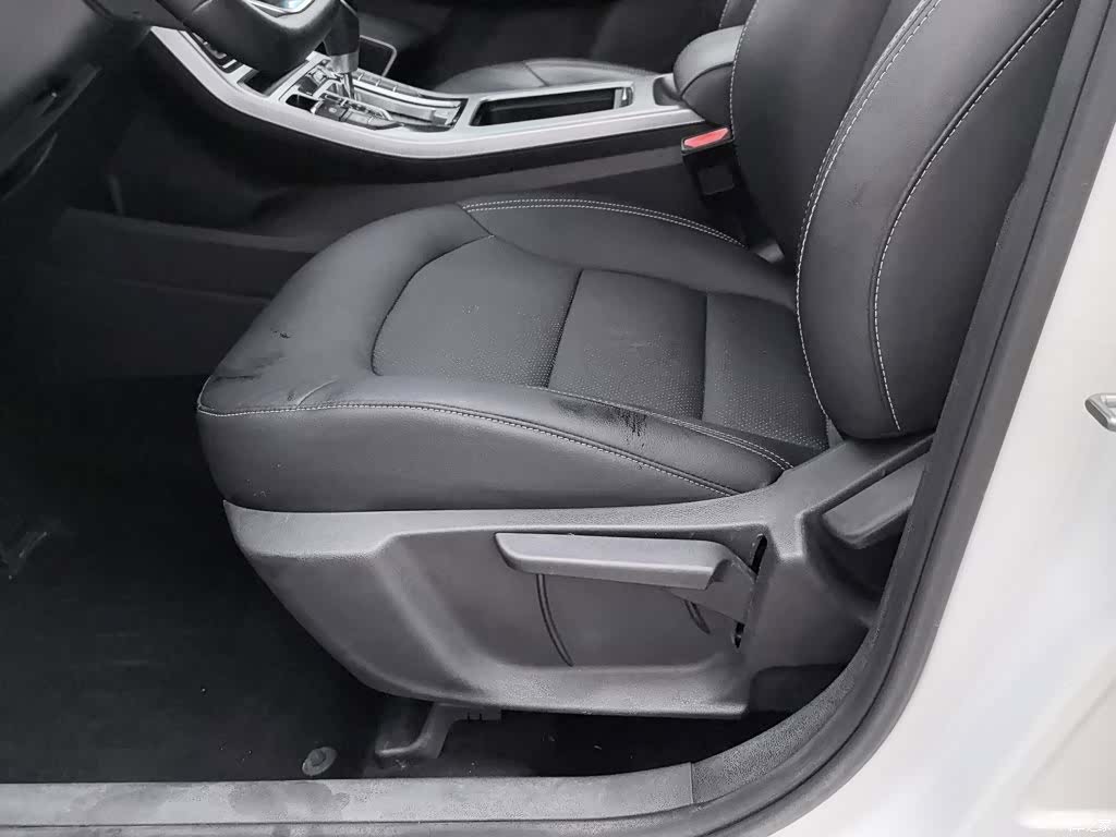 Geely Emgrand, 2020 20