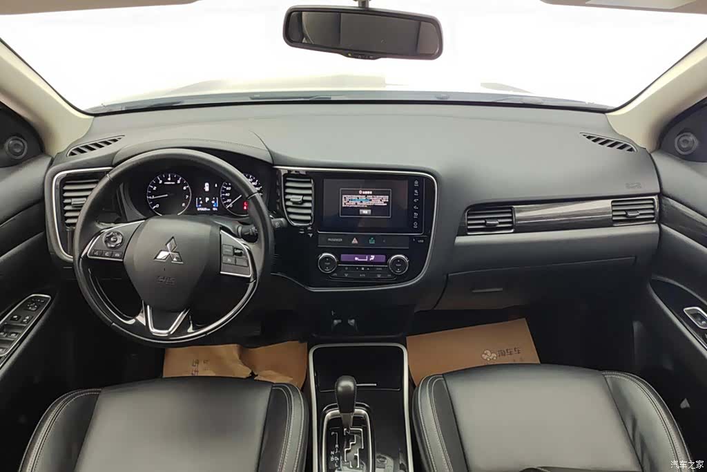 Mitsubishi Outlander, 2020 12