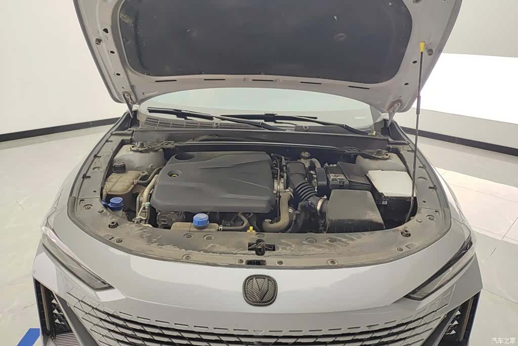 Changan UNI-V, 2023 10