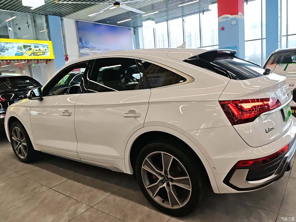 Audi Q5L, 2022 4