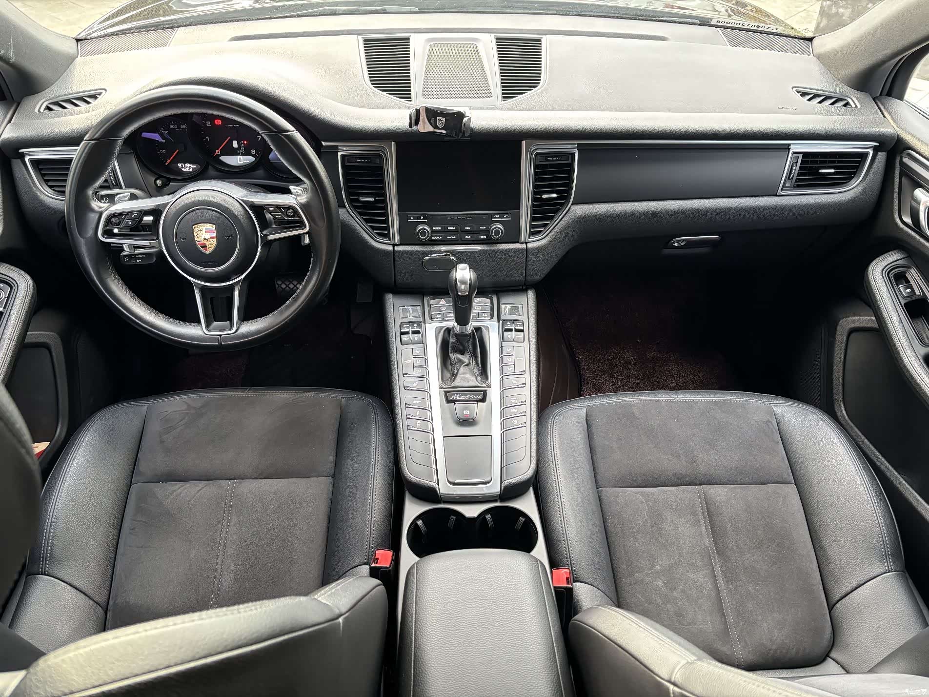 Porsche Macan, 2016 11