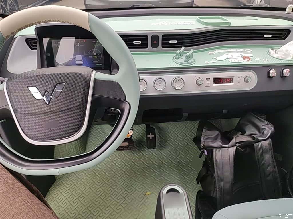 Wuling MINIEV, 2022 10