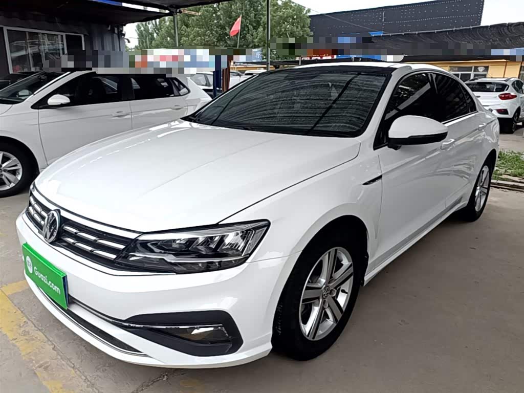 Volkswagen Lamando 2019 230TSI DSG VI