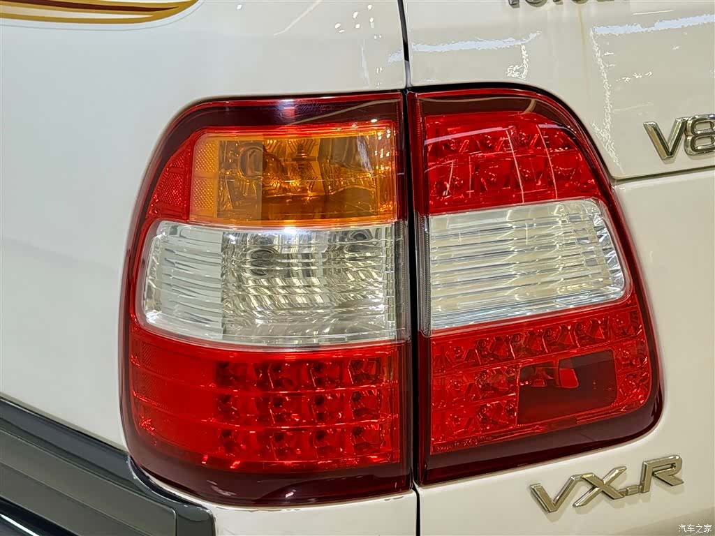 Toyota Land Cruiser, 2006 8
