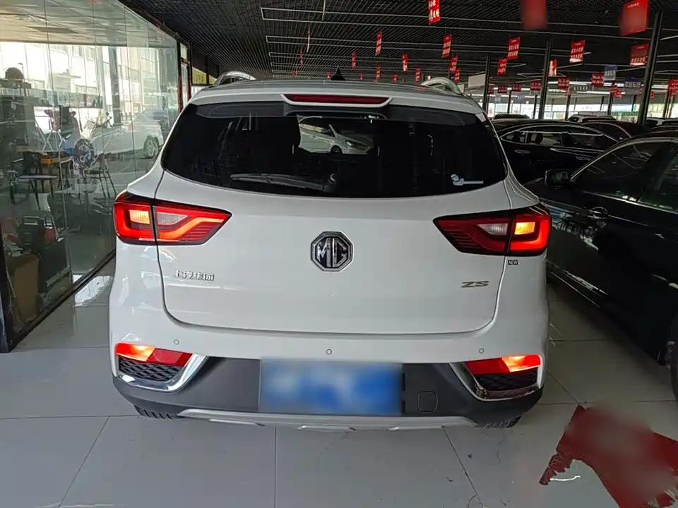 MG ZS