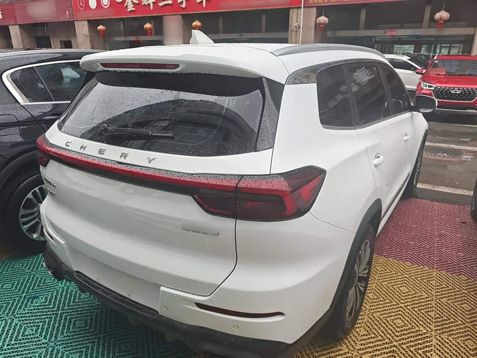 Chery Tiggo 8
