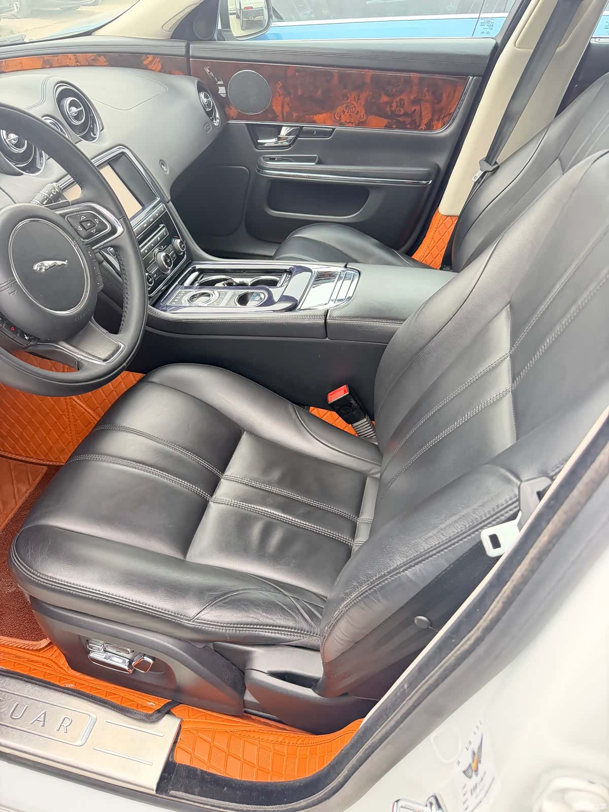 Jaguar XJ, 2012 9