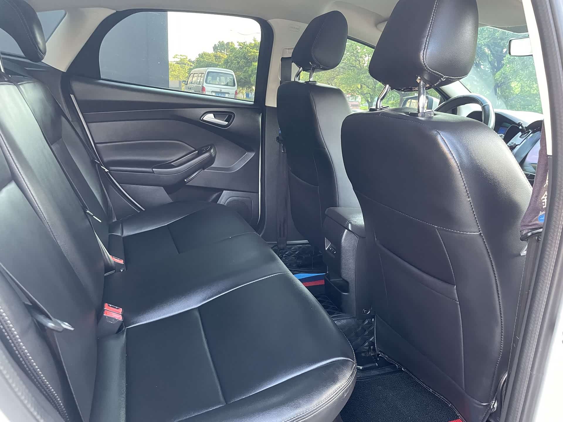 Ford Focus, 2016 14